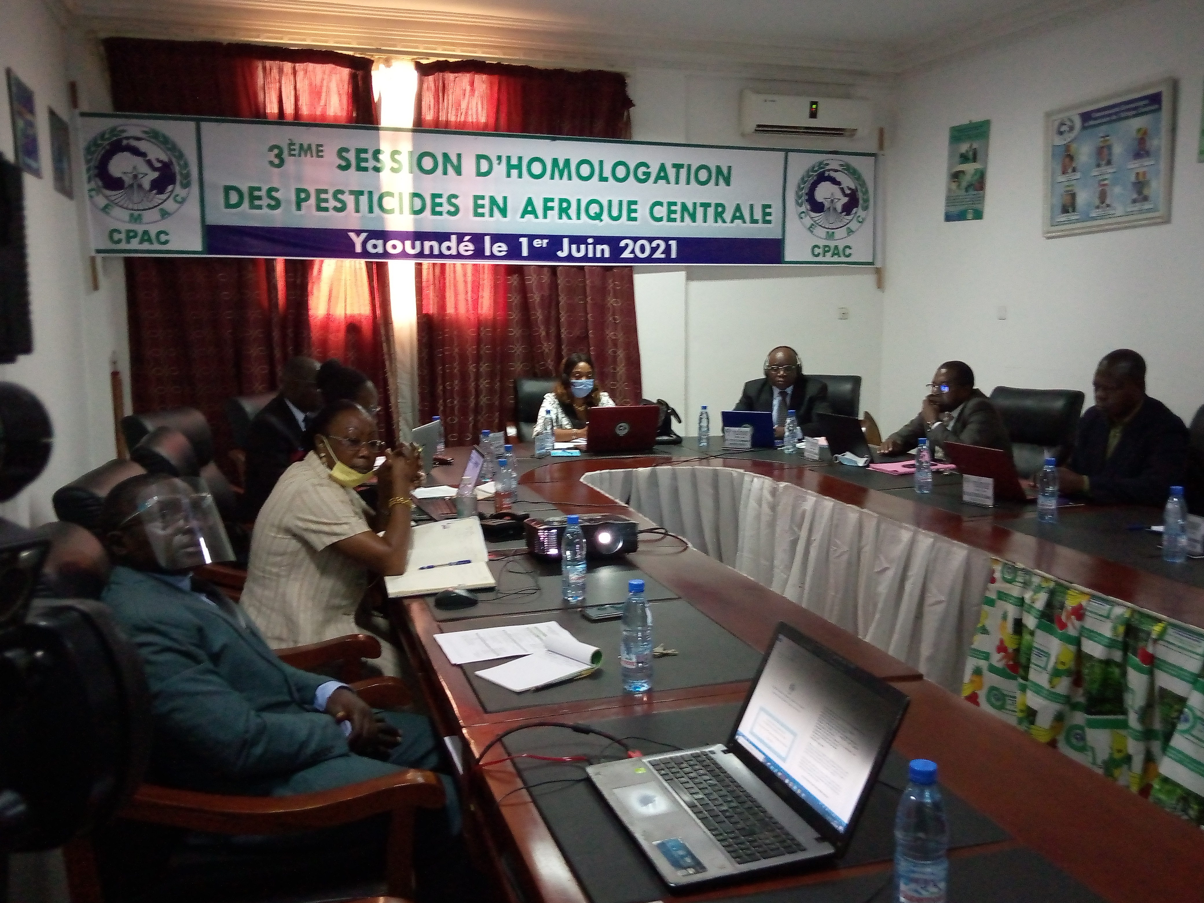 photo 3ème session d’homologation des pesticides en Afrique Centrale 